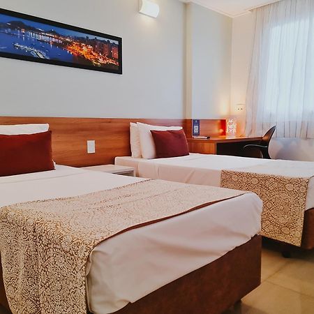 Alameda Vitoria Hotel מראה חיצוני תמונה