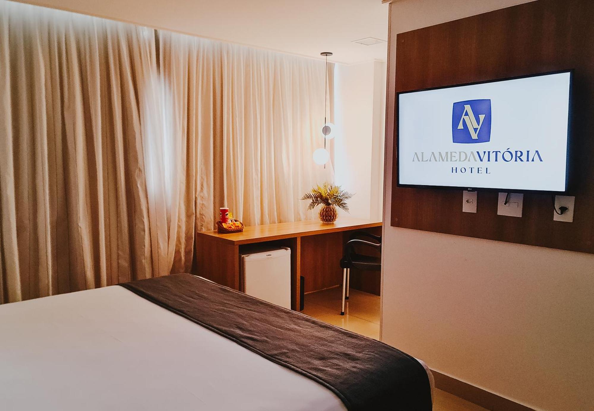Alameda Vitoria Hotel מראה חיצוני תמונה