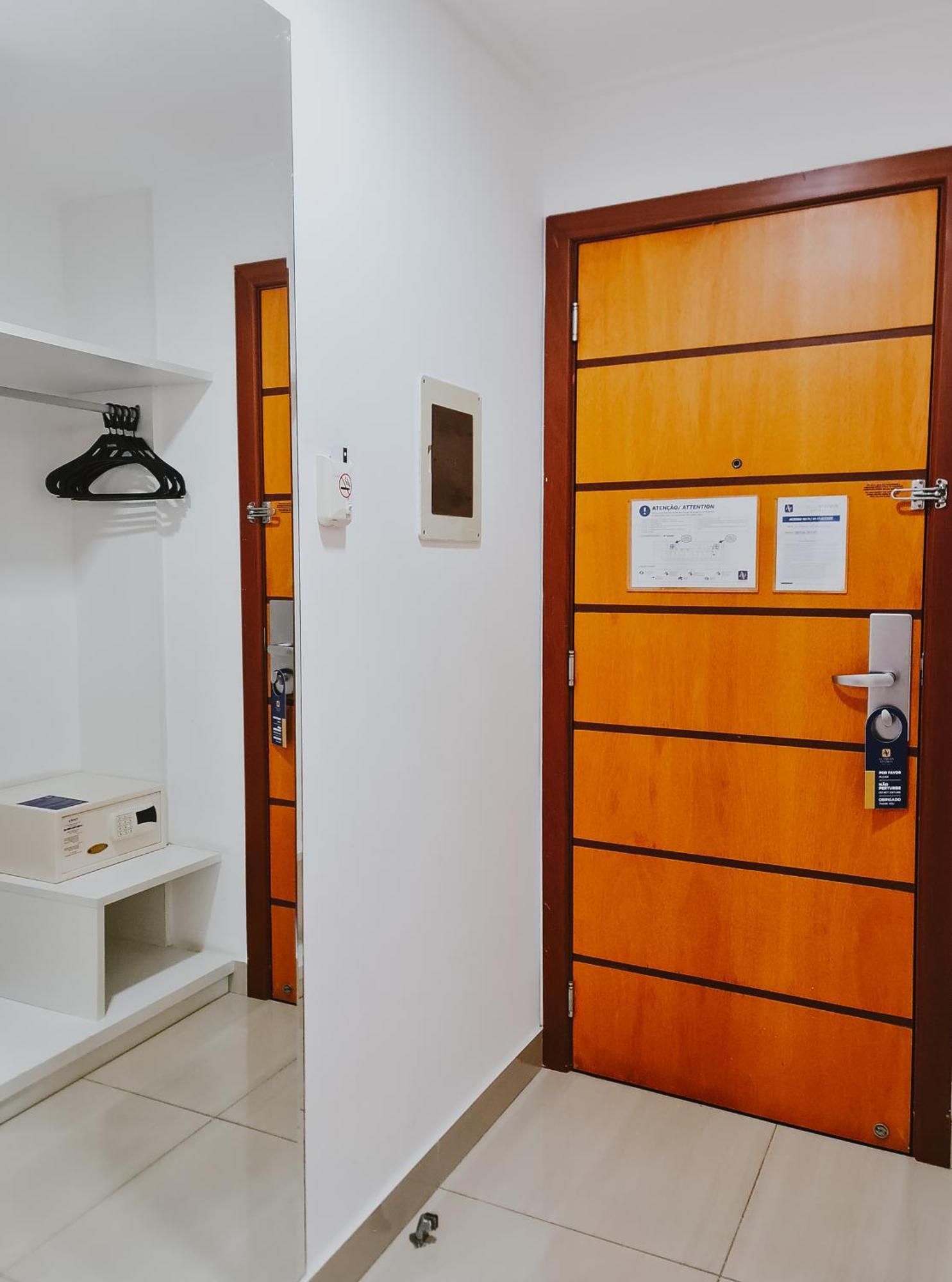 Alameda Vitoria Hotel מראה חיצוני תמונה